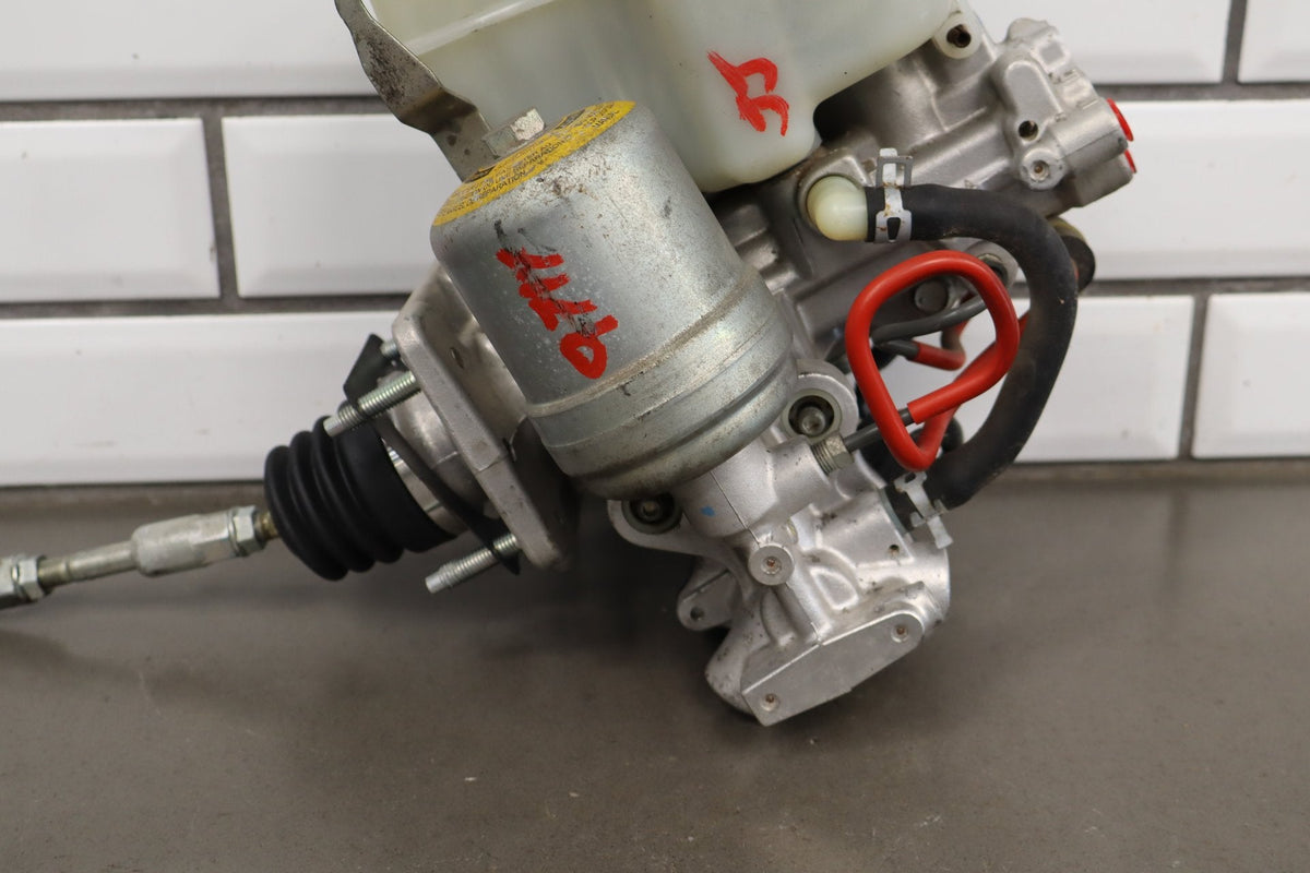 2007 Toyota FJ Cruiser 4x2 W/ Differential Lock ABS Brake Brake Pump OEM