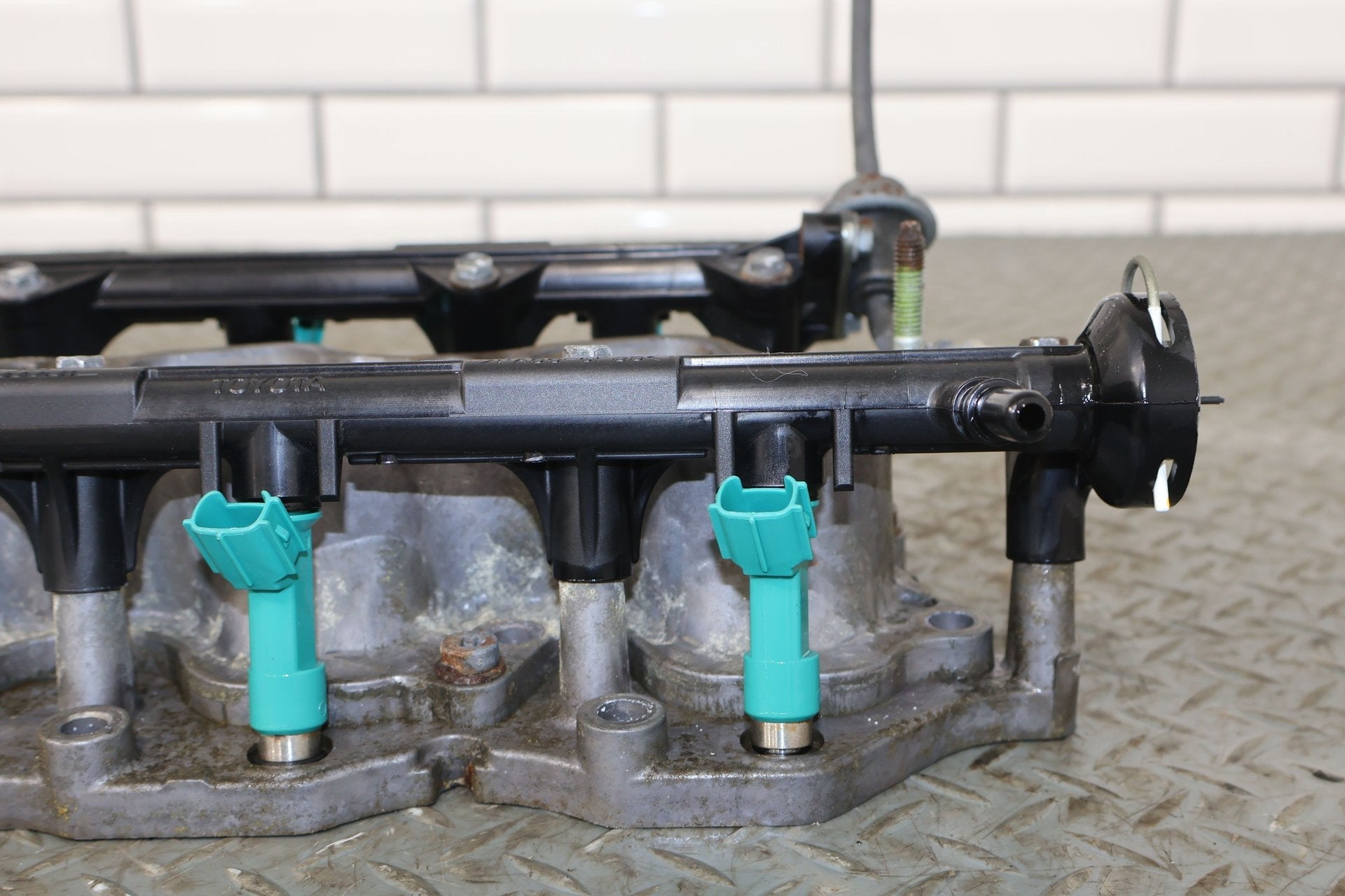 2007 Toyota FJ Cruiser- Intake Manifold