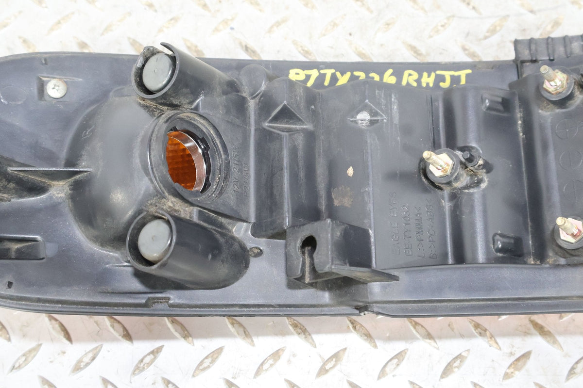 2007 Toyota FJ Cruiser- Right Front Lamp