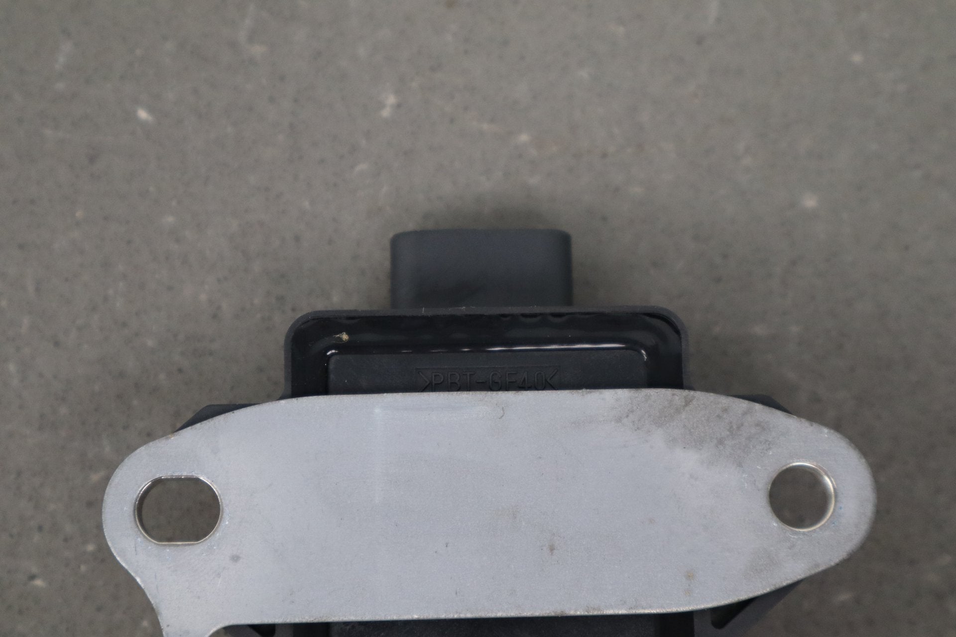 2007 Toyota FJ Cruiser - Yaw Rate Sensor Module PN: