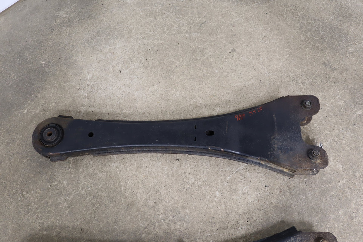 2008-10 Ford F-250 F-350 Super Duty Front Radius Arm Pair LH RH