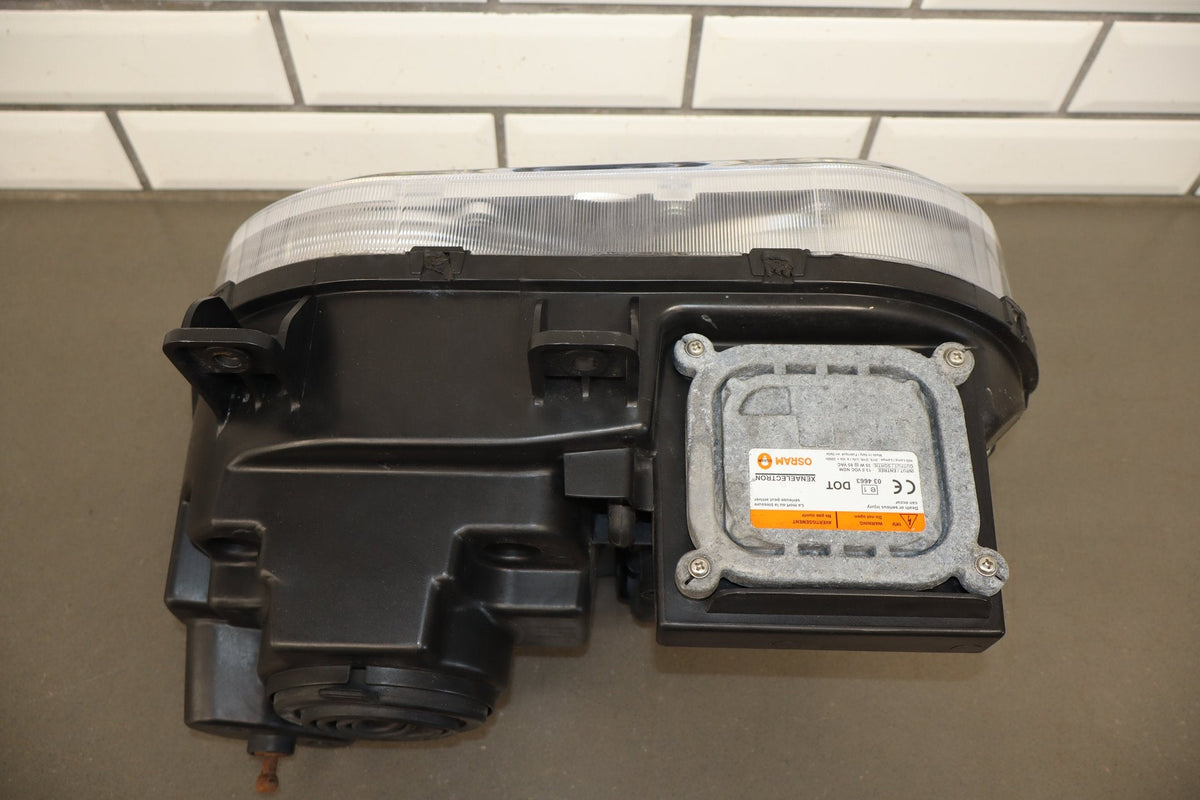 2008-14 Dodge Challenger RH Headlamp HID Xenon 05028778AB OEM