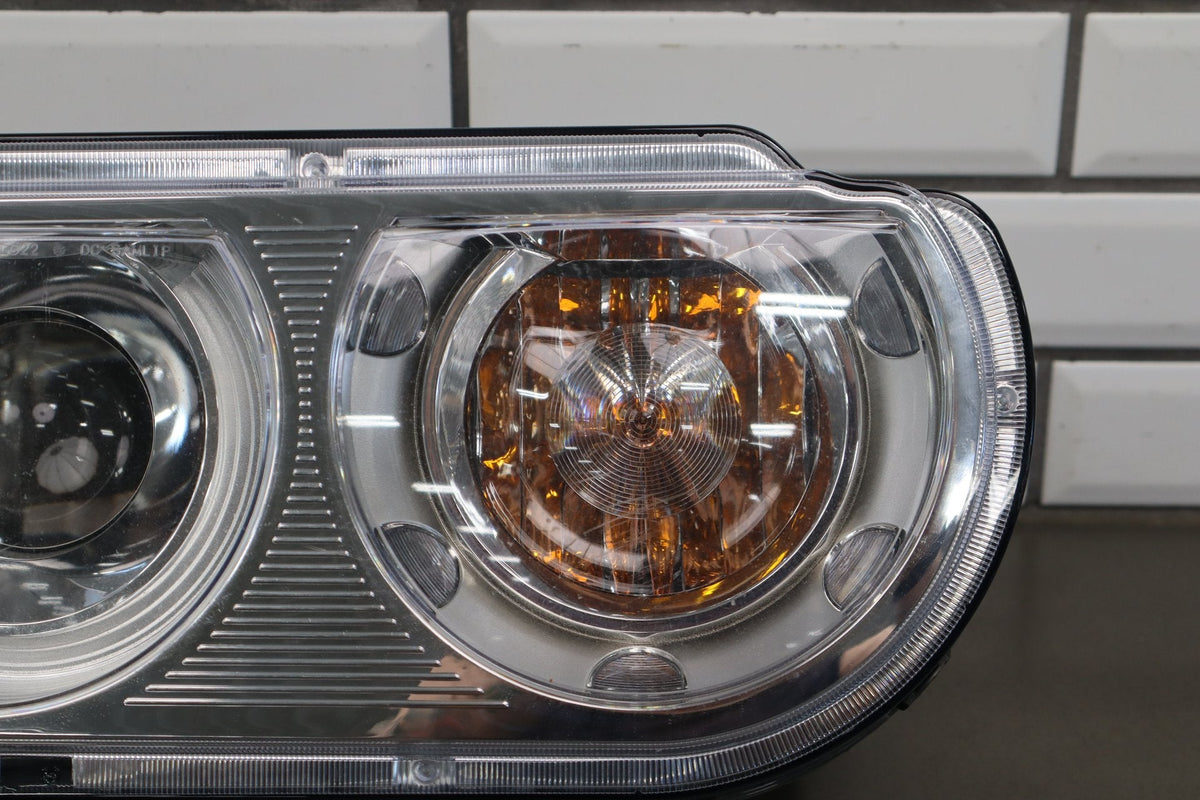 2008-14 Dodge Challenger RH Headlamp HID Xenon 05028778AB OEM