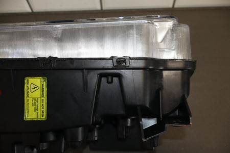 2008-14 Dodge Challenger R/T LH Headlamp HID Xenon 05028779AB