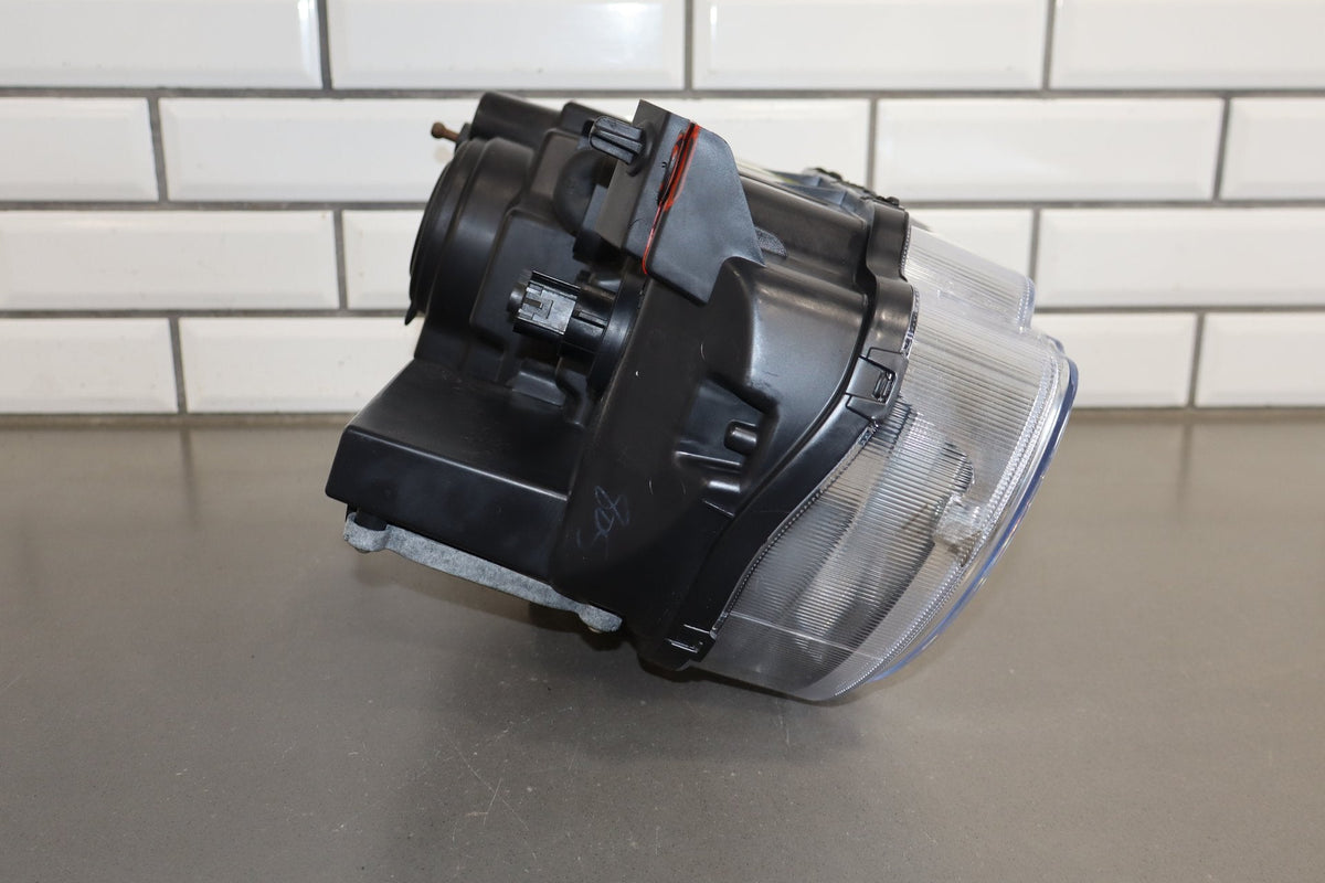 2008-14 Dodge Challenger R/T LH Headlamp HID Xenon 05028779AB