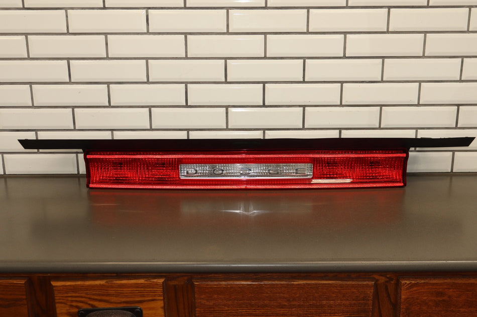 2008-14 Dodge Challenger Trunk Tail Finish Panel Center Lamp OEM