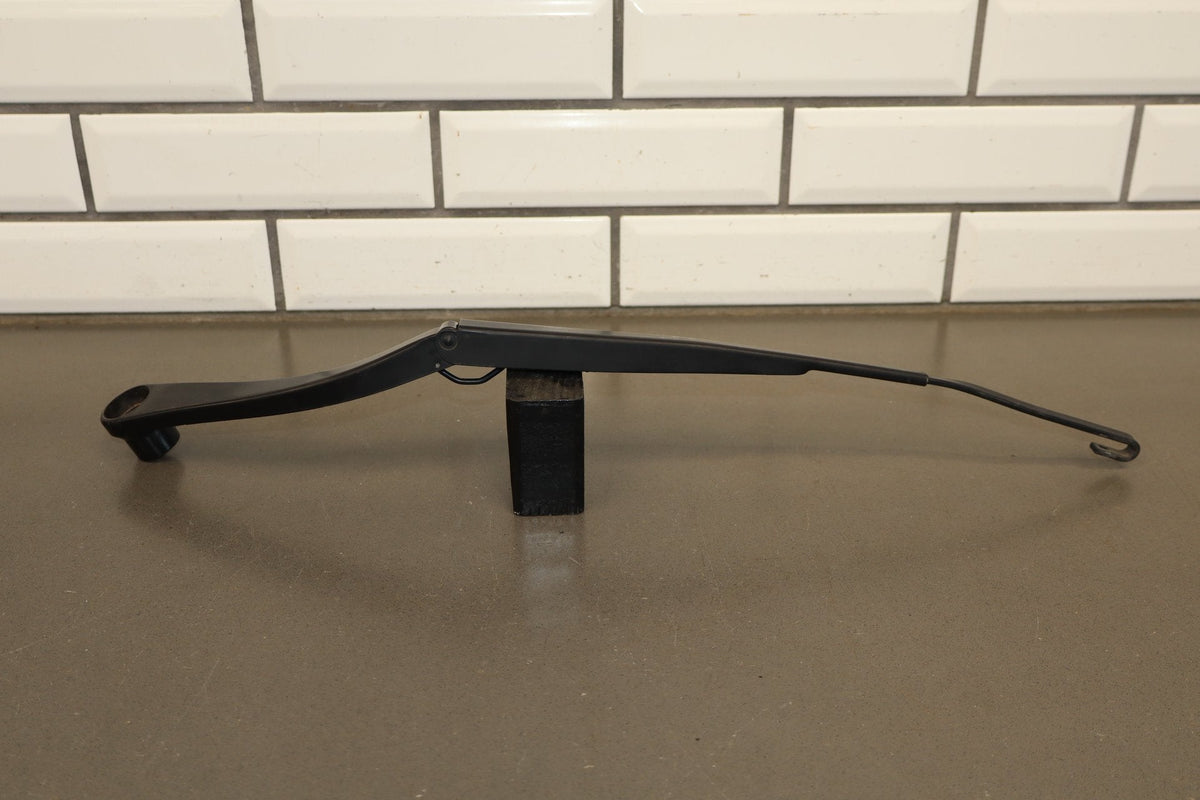 2008-14 Dodge Challenger Wiper Arm Pair LH RH OEM
