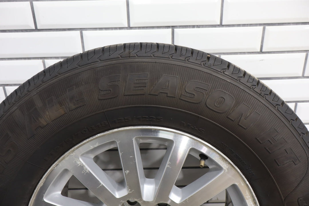 2008 - 20014 Chevrolet Tahoe Hybrid GMT900 18" Wheel & Tire Set 9597981