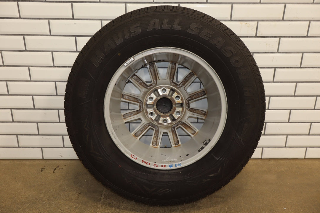 2008 - 20014 Chevrolet Tahoe Hybrid GMT900 18" Wheel & Tire Set 9597981