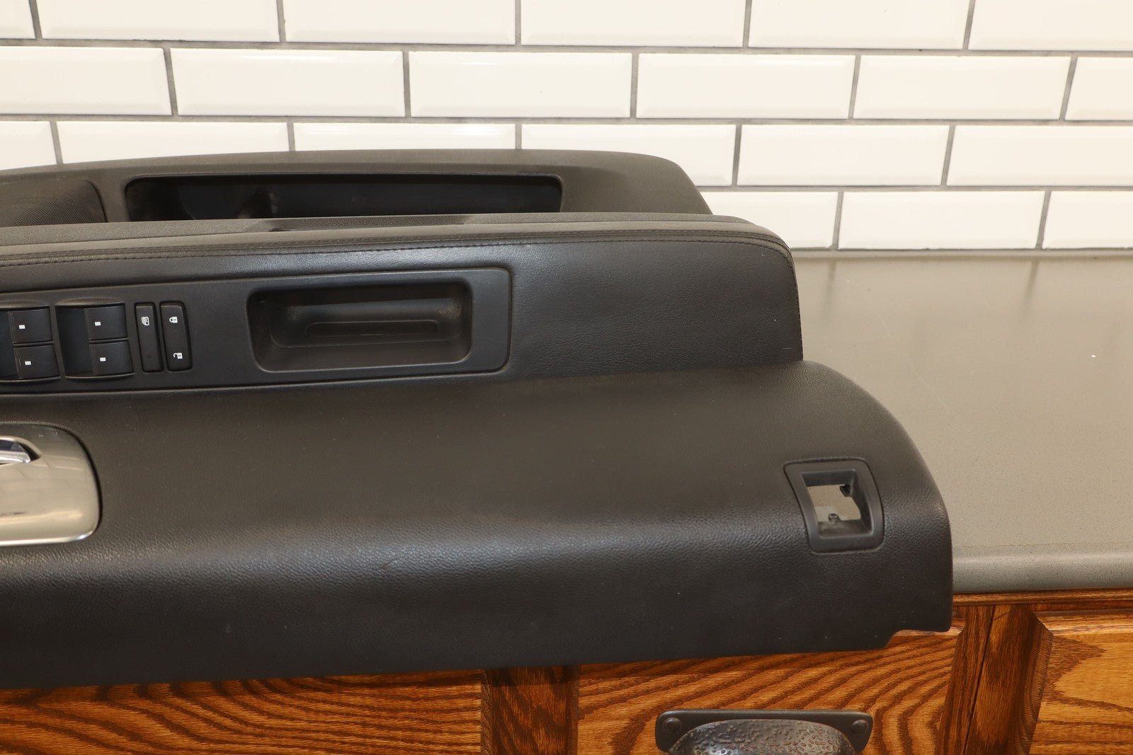 2008-2009 Hummer H2 Front Left Driver Door Trim Panel Ebony