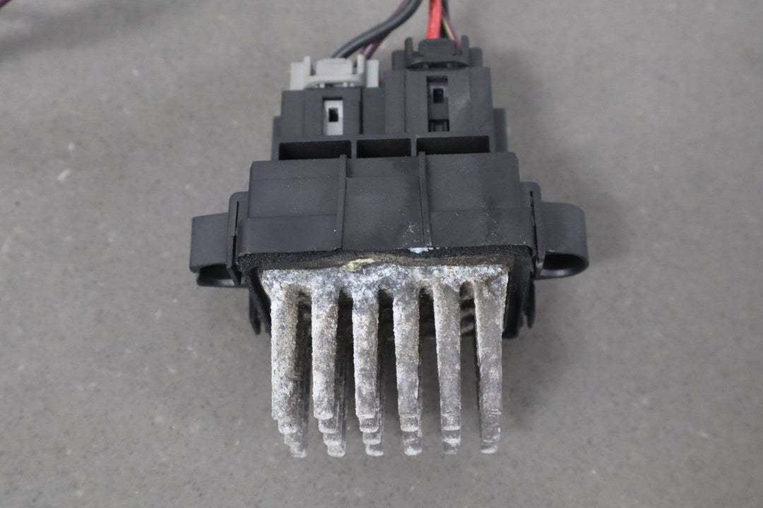2008 - 2009 Hummer H2 HVAC Blower Motor Resistor Module OEM 15141283