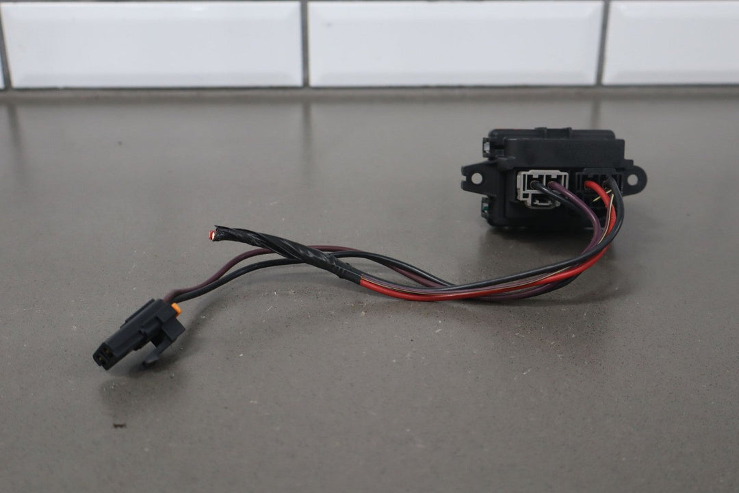 2008 - 2009 Hummer H2 HVAC Blower Motor Resistor Module OEM 15141283