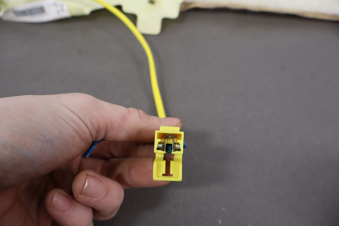 2008 - 2009 Hummer H2 SUV Right Passenger REAR Roof Mounted Curtain Airbag