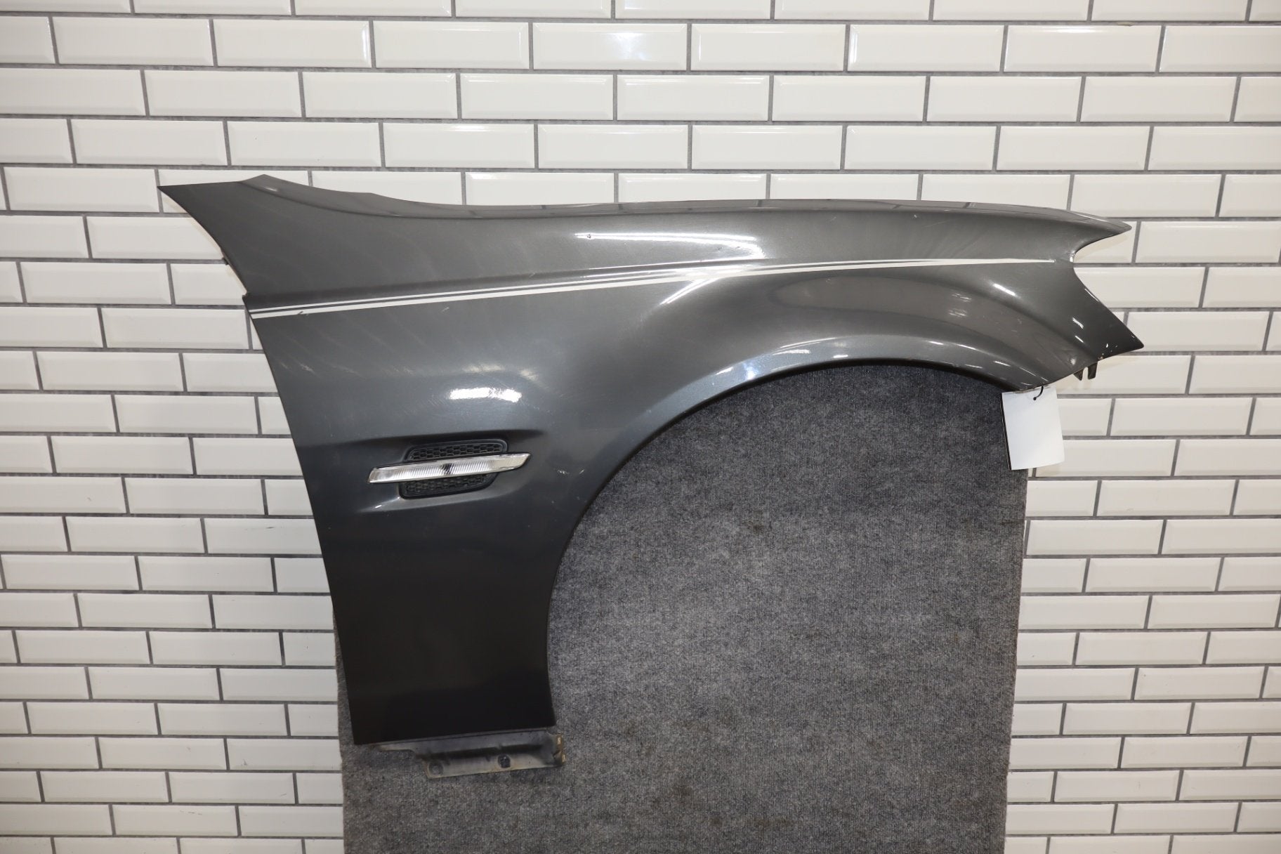 2008-2009 Pontiac G8 Right Fender GT Grey 18