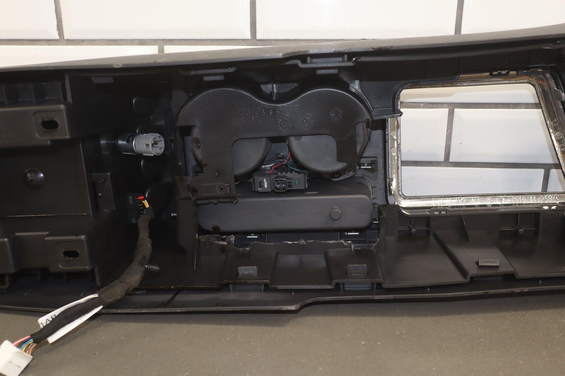 2008-2010 Dodge Challenger Center Console Dark Slate Gray DV