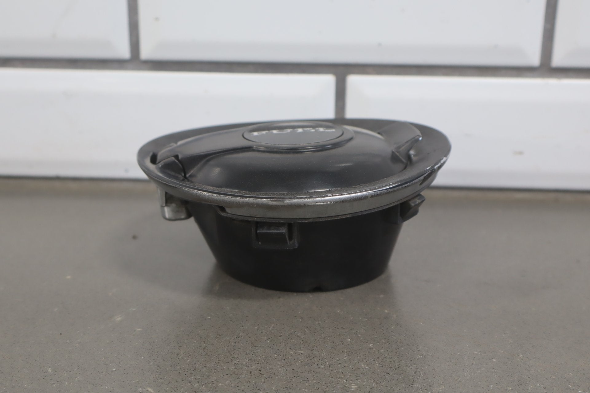 2008-2010 Dodge Challenger Fuel Filler Door Plasti Dip Chrome