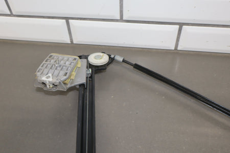 2008-2010 Dodge Challenger Right Front Door Regulator OEM