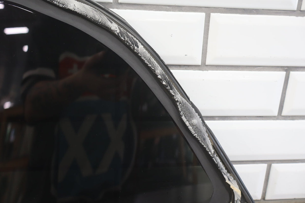 2008-2010 Dodge Challenger Right Quarter Window OEM