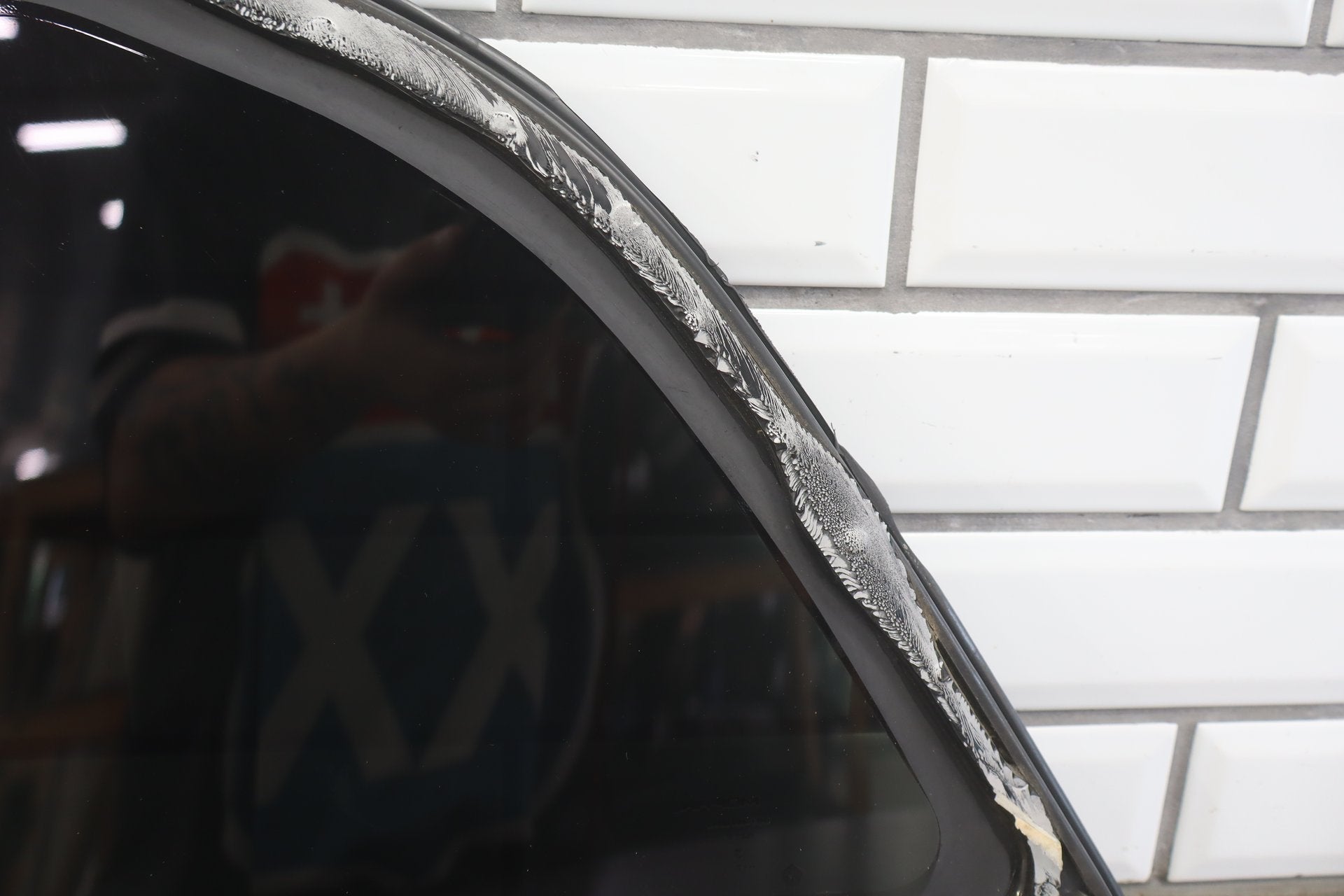 2008-2010 Dodge Challenger Right Quarter Window OEM