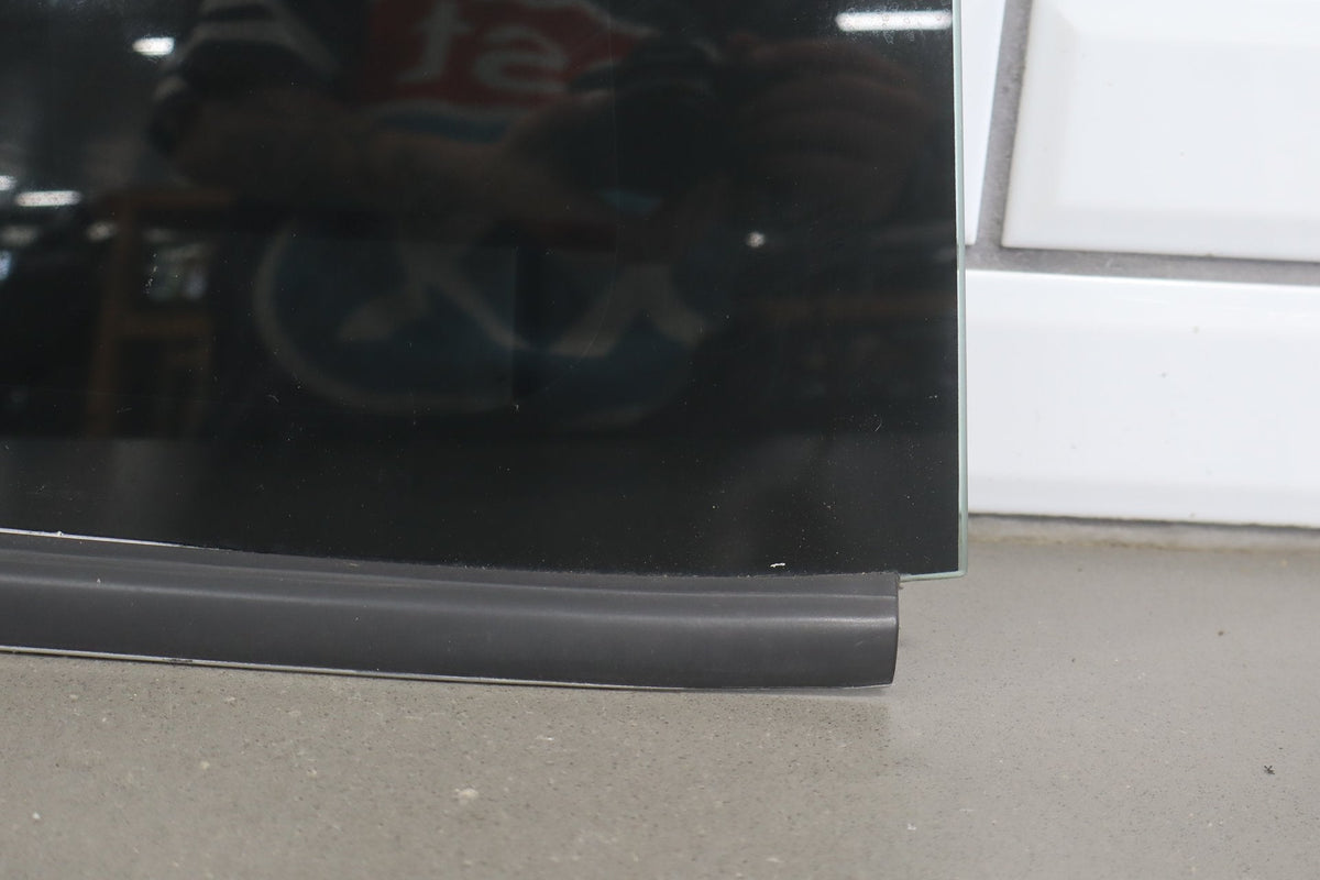 2008-2010 Dodge Challenger Right Quarter Window OEM