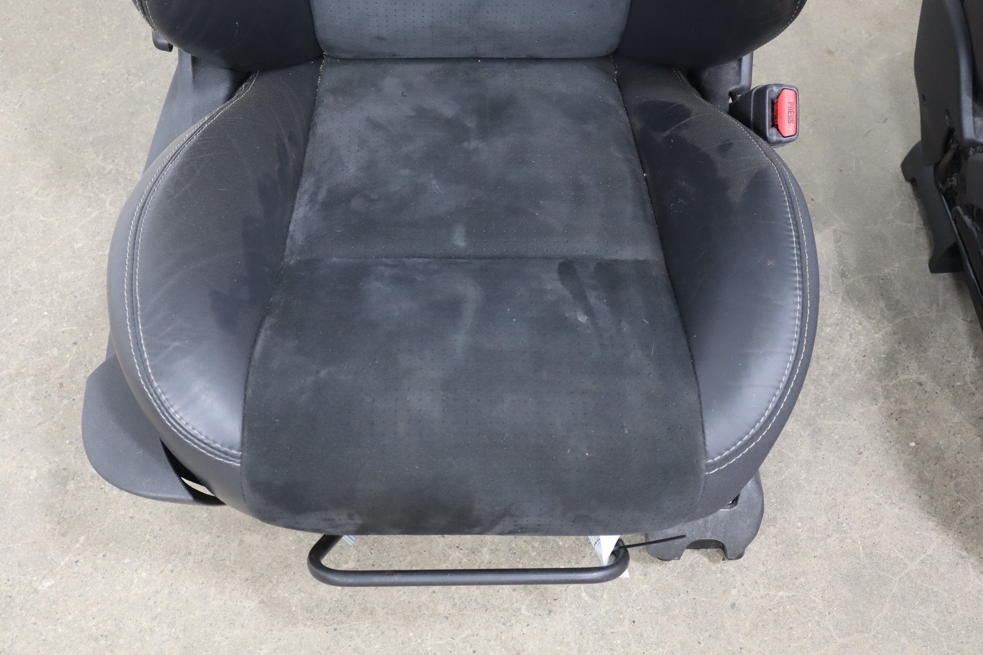 2008-2010 Dodge Challenger SRT8 Leather Seats Set Front/Rear OEM