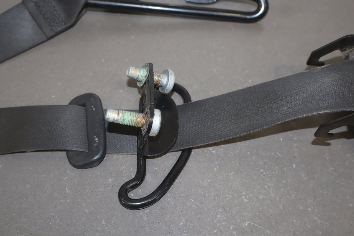 2008-2010 Dodge Challenger SRT8 Left Front Seat Belt Dark Slate Gray DV