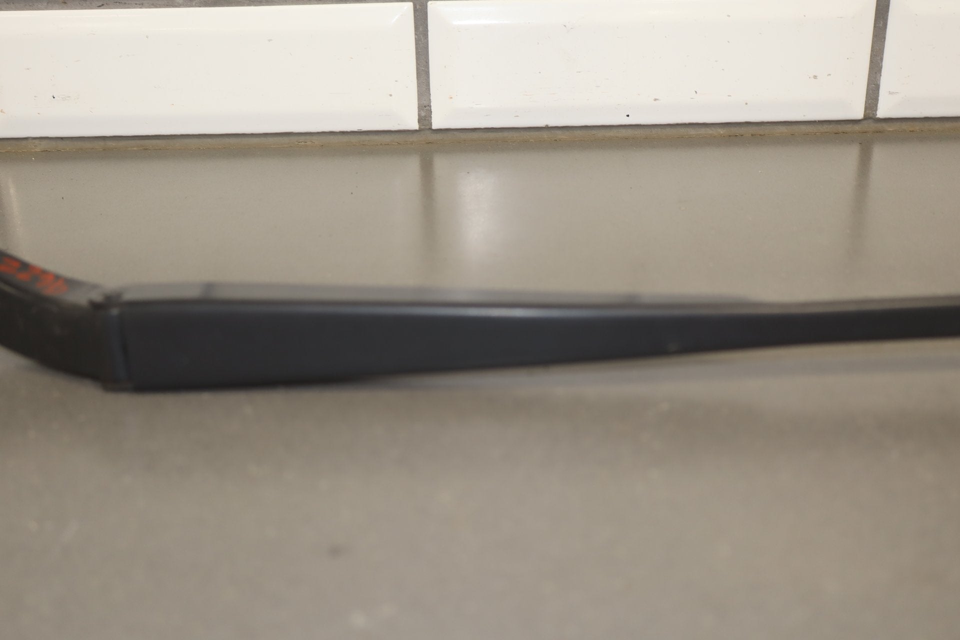 2008-2010 Dodge Challenger SRT8 Wiper Arm Pair