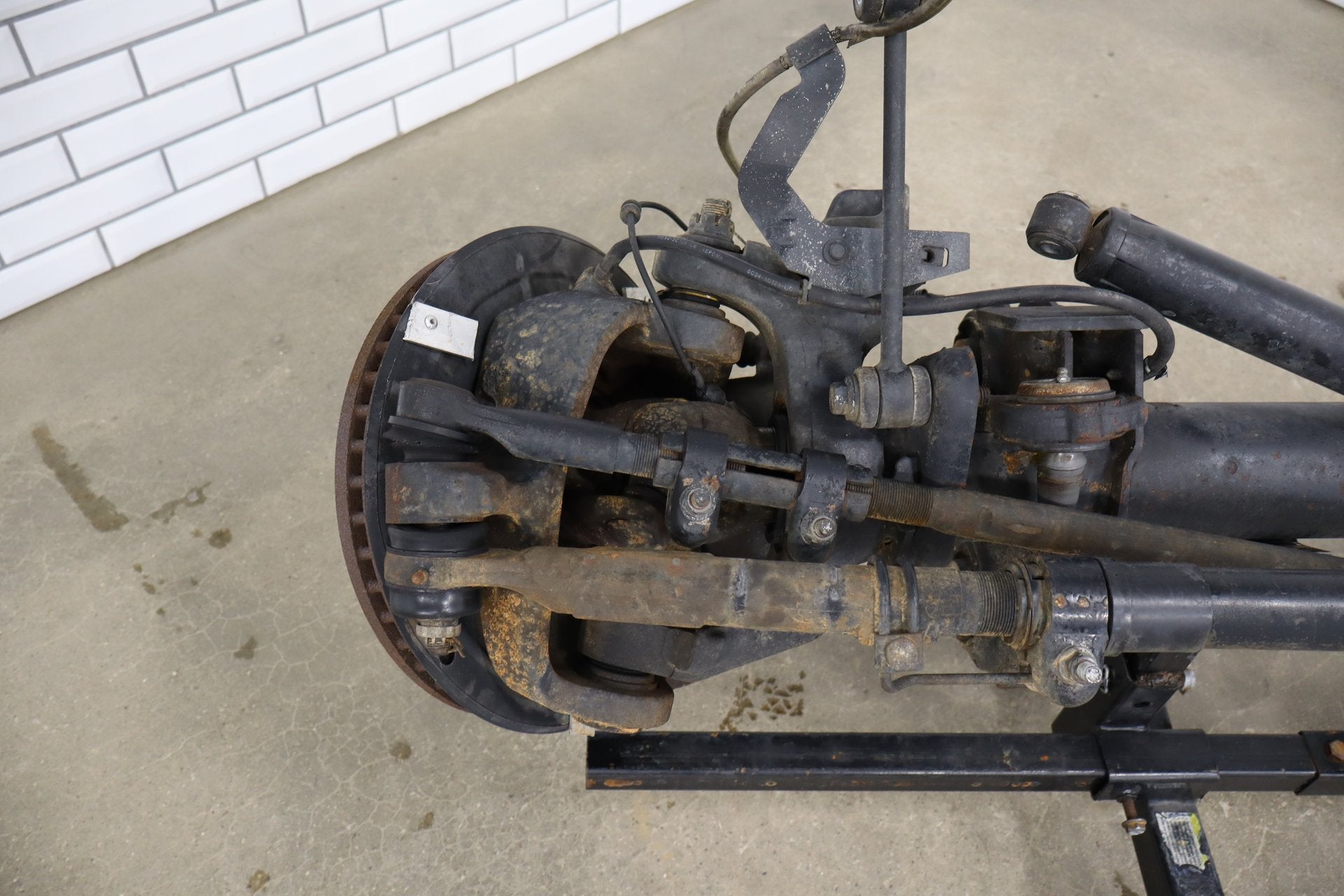 2008-2010 Ford F-250 Super Duty Front Axle Assembly AC3Z3010D OEM 3.73 Ratio