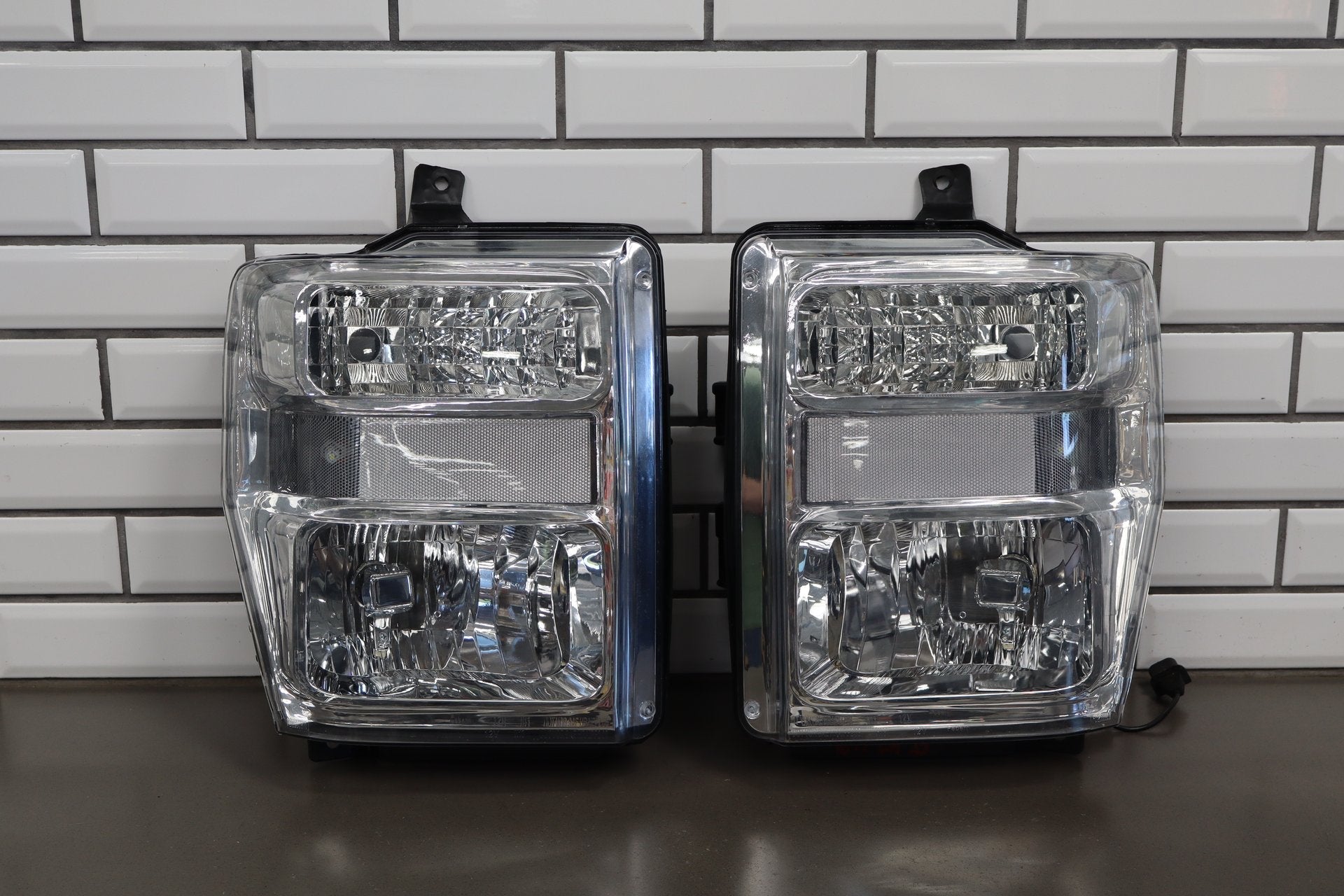 2008-2010 Ford F-250 Super Duty Headlamp Set Pair Left/Right Aftermarket