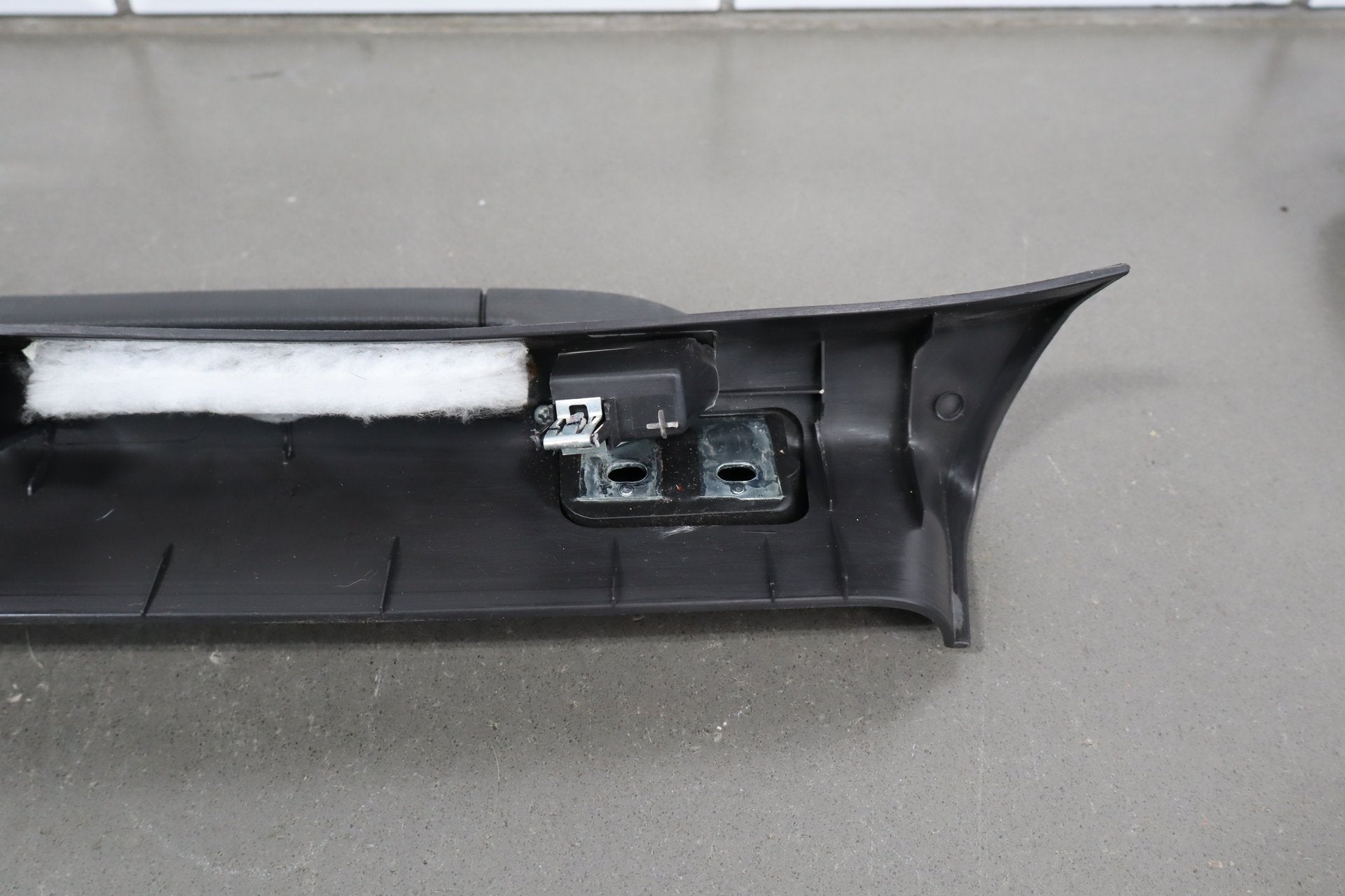 2008-2010 Ford F-250 Super Duty Pair A Pillar Trim Black LS