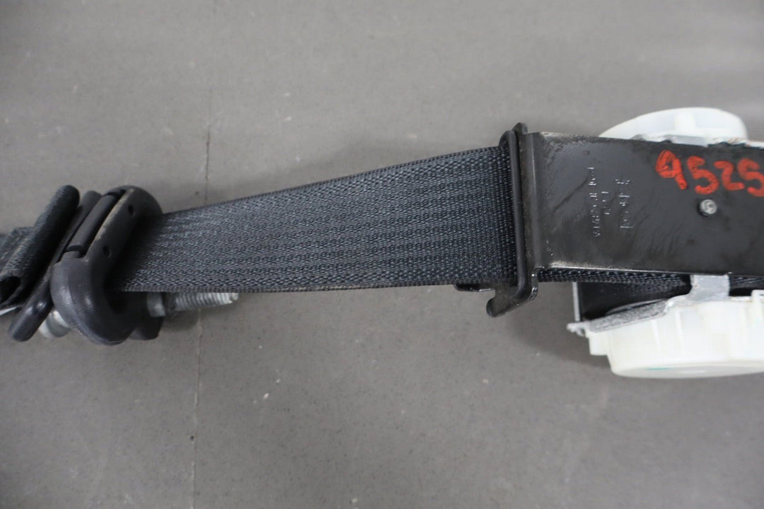 2008 - 2012 Ford F - 250 Super Duty Crew Cab FX4 Left Rear Seat Belt Black 5B