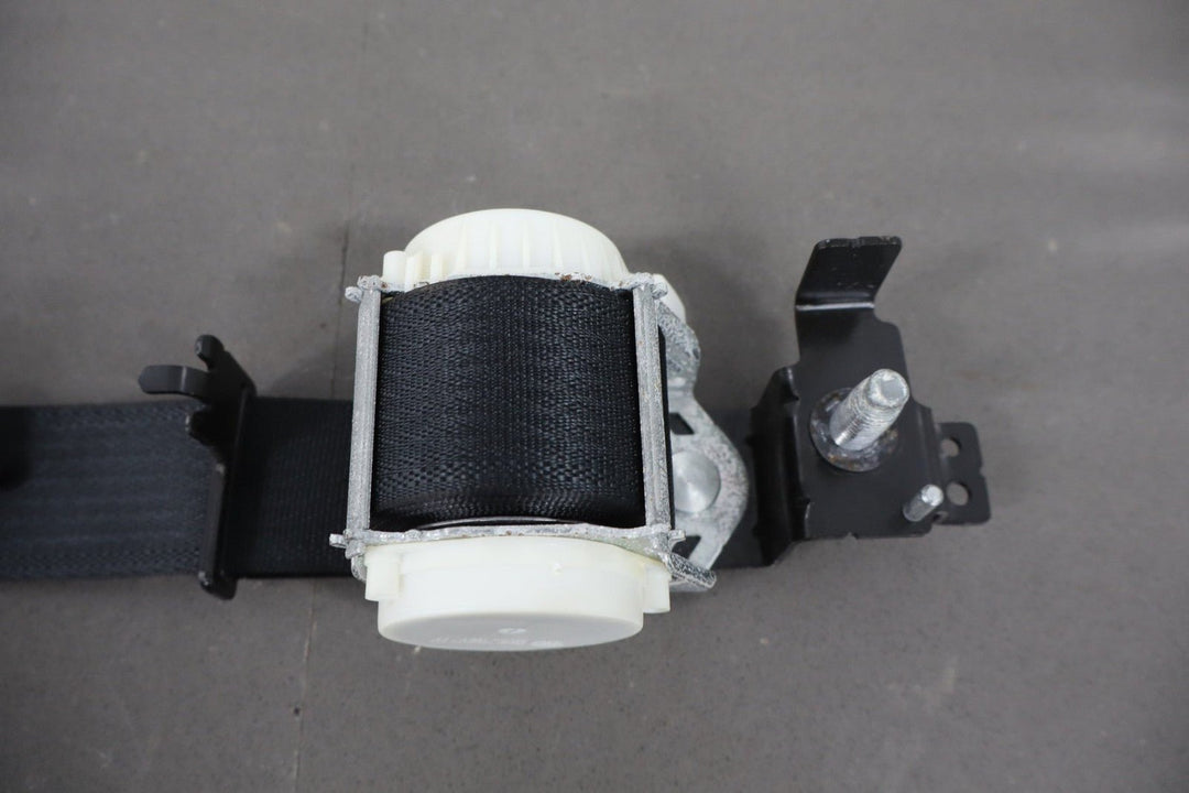 2008 - 2012 Ford F - 250 Super Duty Crew Cab FX4 Left Rear Seat Belt Black 5B