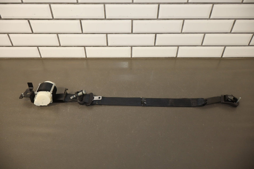 2008 - 2012 Ford F - 250 Super Duty Crew Cab FX4 Right Rear Seat belt Black 5B