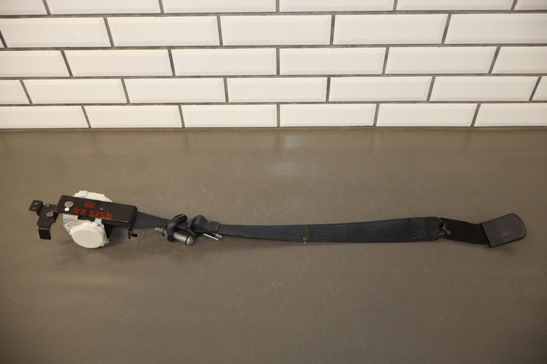 2008 - 2012 Ford F - 250 Super Duty Crew Cab FX4 Right Rear Seat belt Black 5B