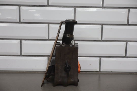 2008 - 2013 Chevrolet Suburban 2500 OEM Jack and Tool Kit GMT900