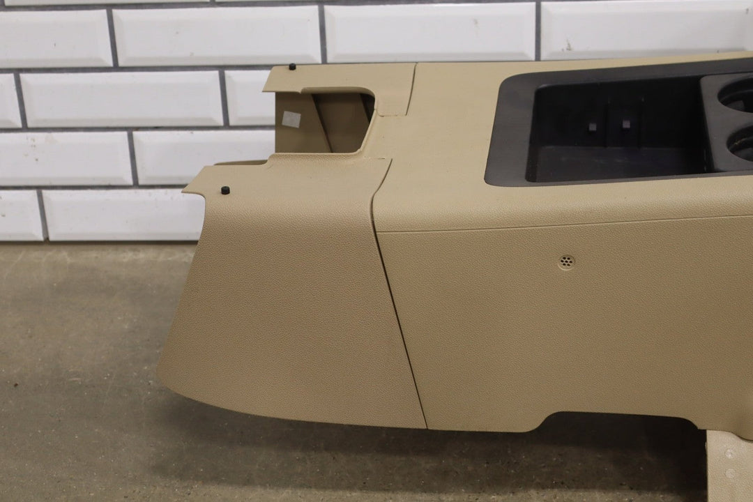 2008 - 2013 Chevrolet Suburban/Tahoe GMT900 Centre Console Light Cashmere OEM