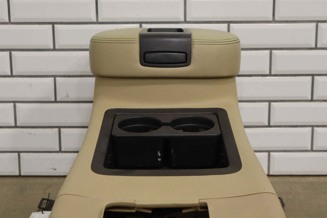 2008 - 2013 Chevrolet Suburban/Tahoe GMT900 Centre Console Light Cashmere OEM