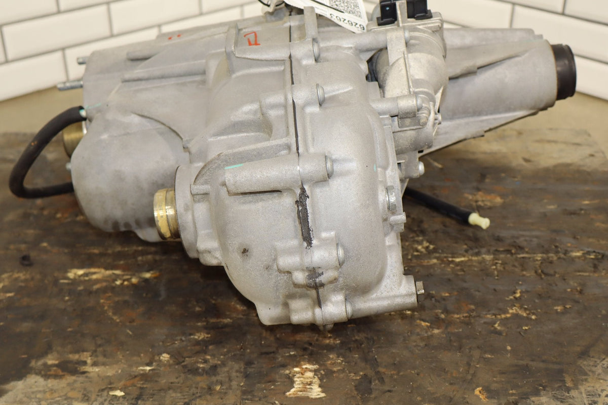 2008-2013 Chevrolet Tahoe Transfer Case 24256219 OEM
