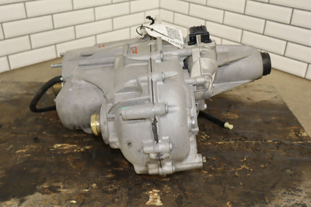 2008-2013 Chevrolet Tahoe Transfer Case 24256219 OEM