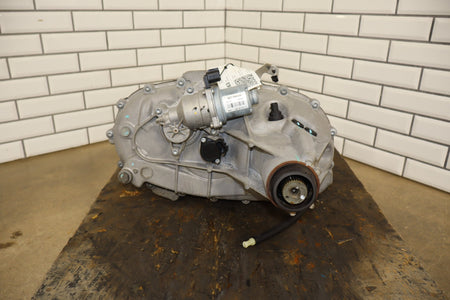 2008-2013 Chevrolet Tahoe Transfer Case 24256219 OEM