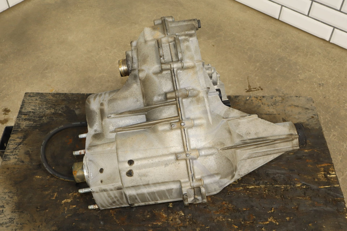 2008-2013 Chevrolet Tahoe Transfer Case 24256219 OEM
