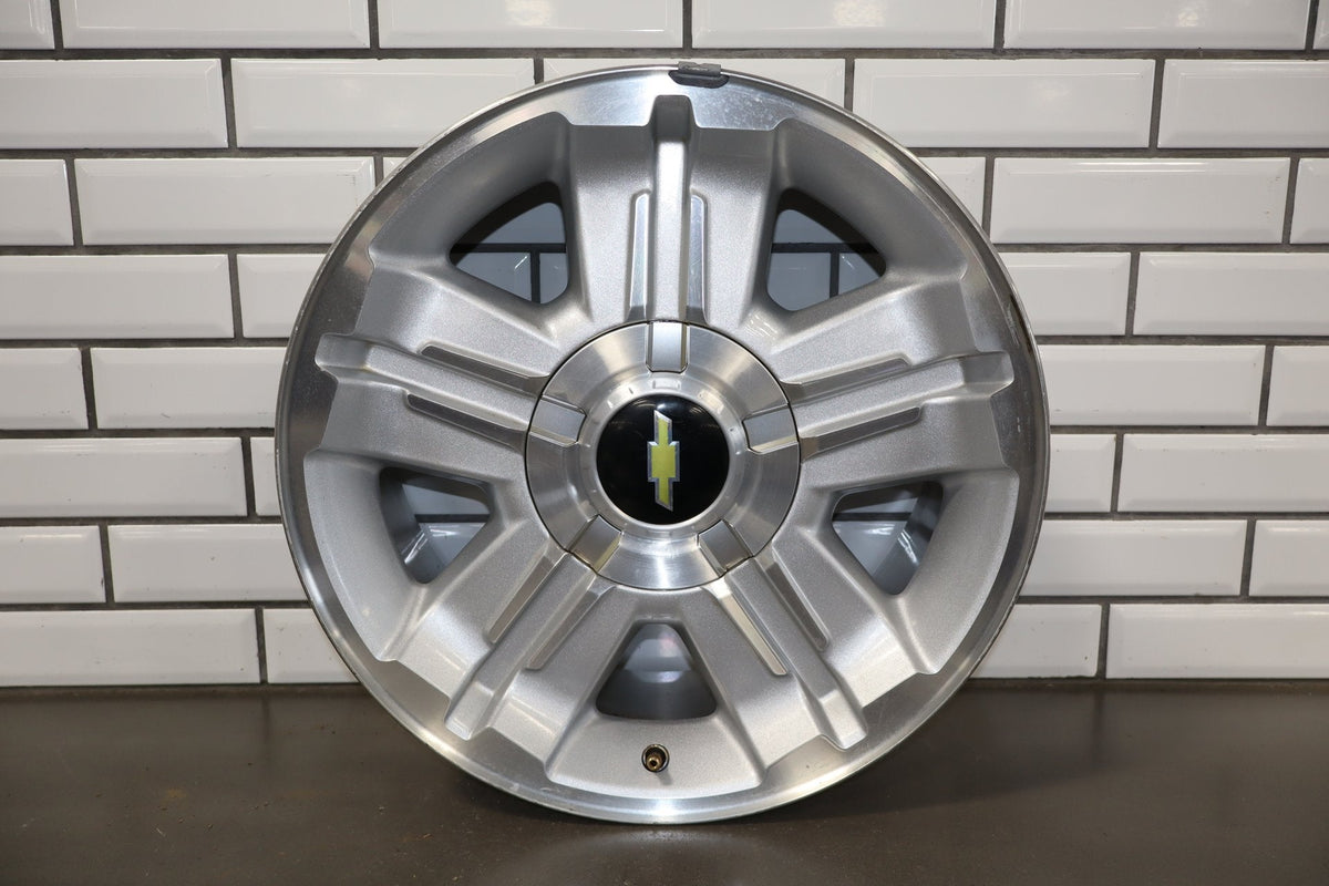 2008-2014 Chevrolet Tahoe Suburban Z71 18" Alloy Wheel 09598055 OEM