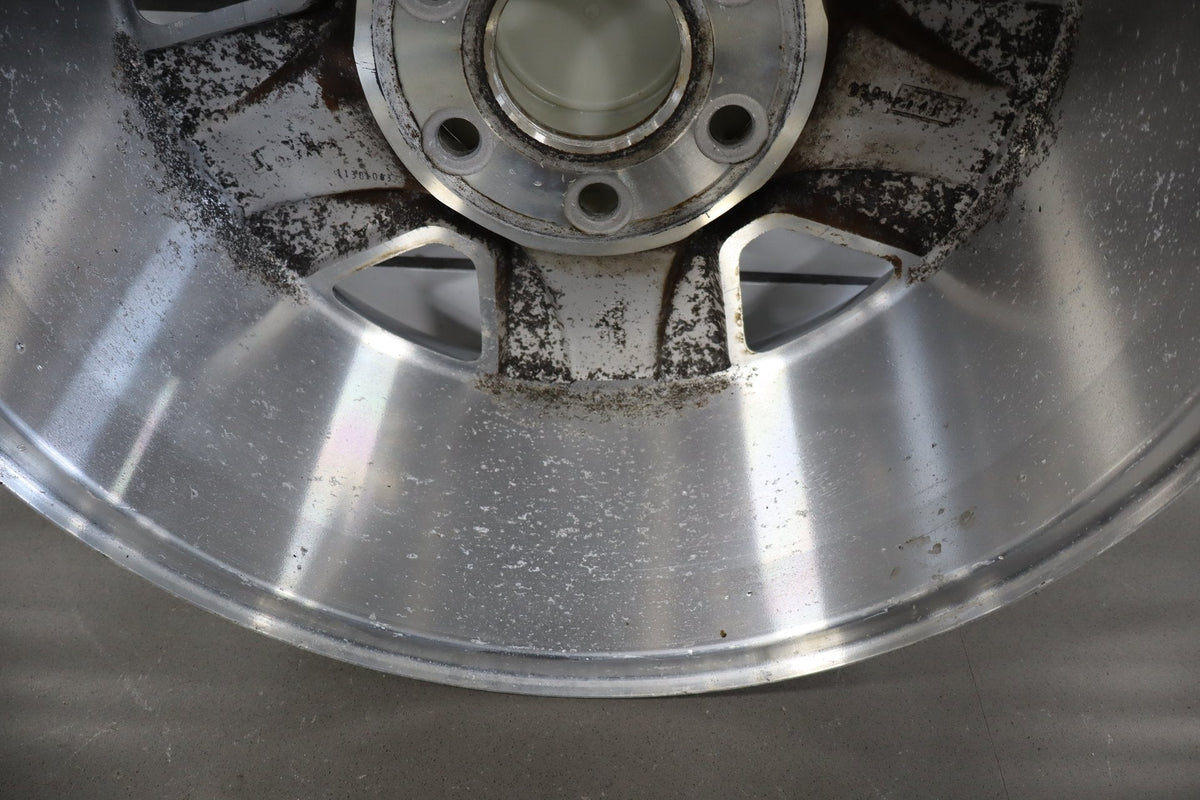 2008-2014 Chevrolet Tahoe Suburban Z71 18" Alloy Wheel 09598055 OEM