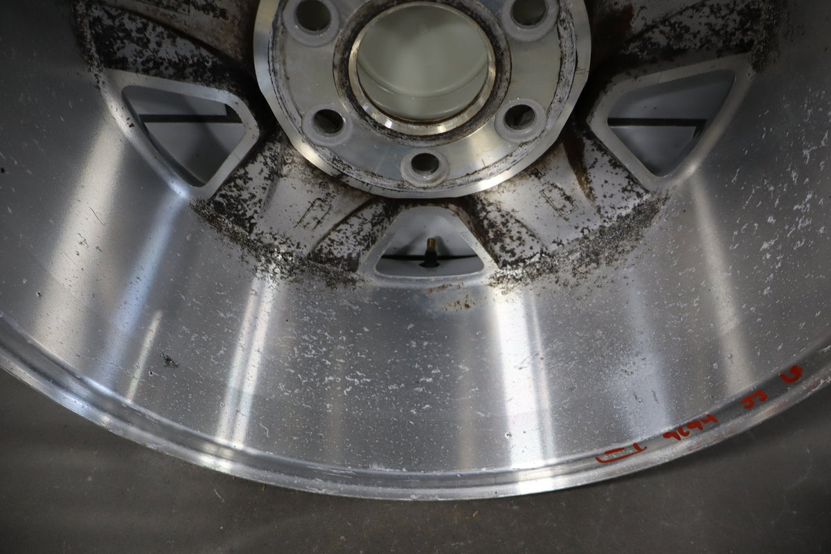 2008-2014 Chevrolet Tahoe Suburban Z71 18" Alloy Wheel 09598055 OEM