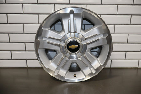 2008-2014 Chevrolet Tahoe Suburban Z71 18" Alloy Wheel 09598055 OEM