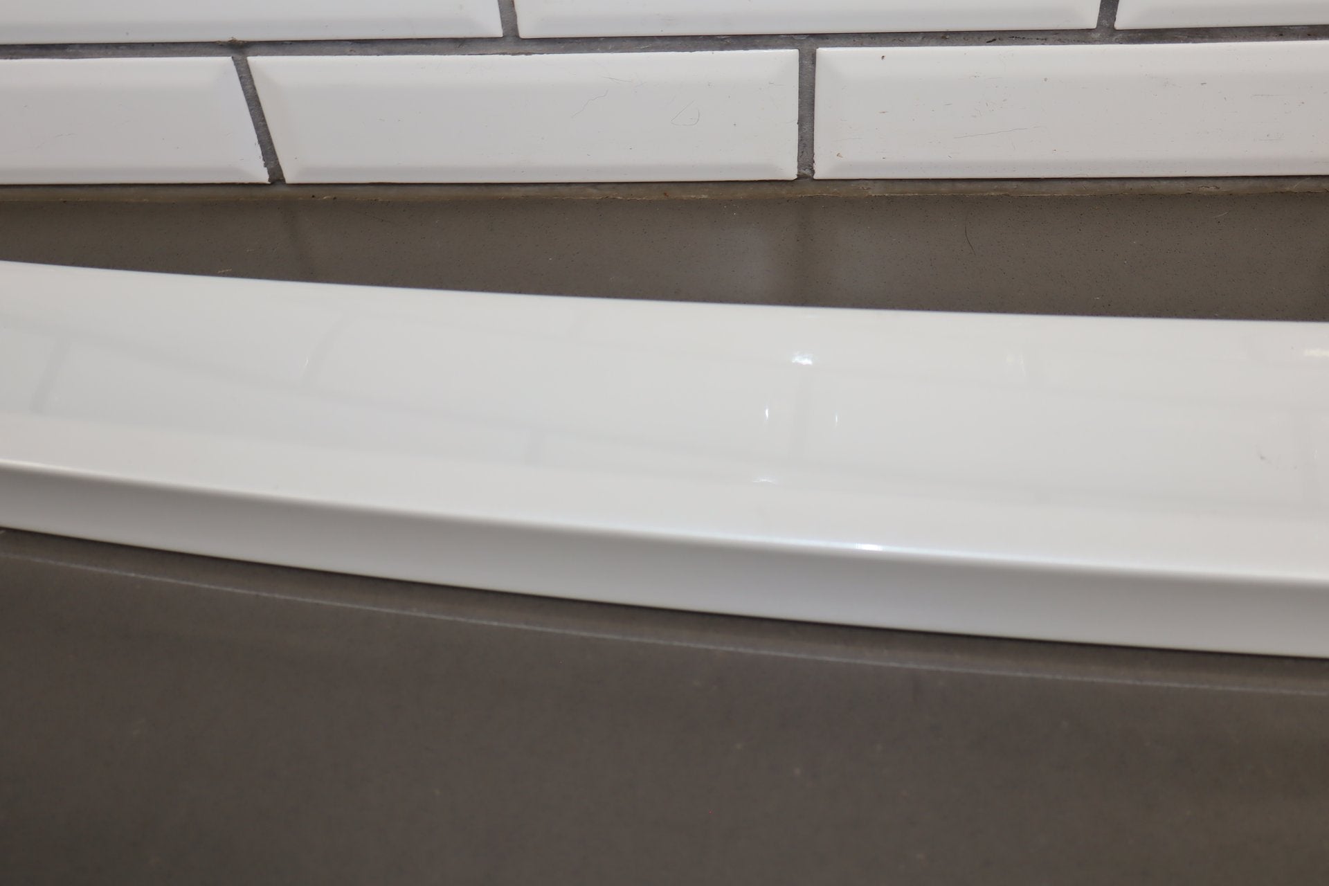2008-2014 Dodge Challenger R/T Rear Spoiler Ivory Tricoat Pearl PWD