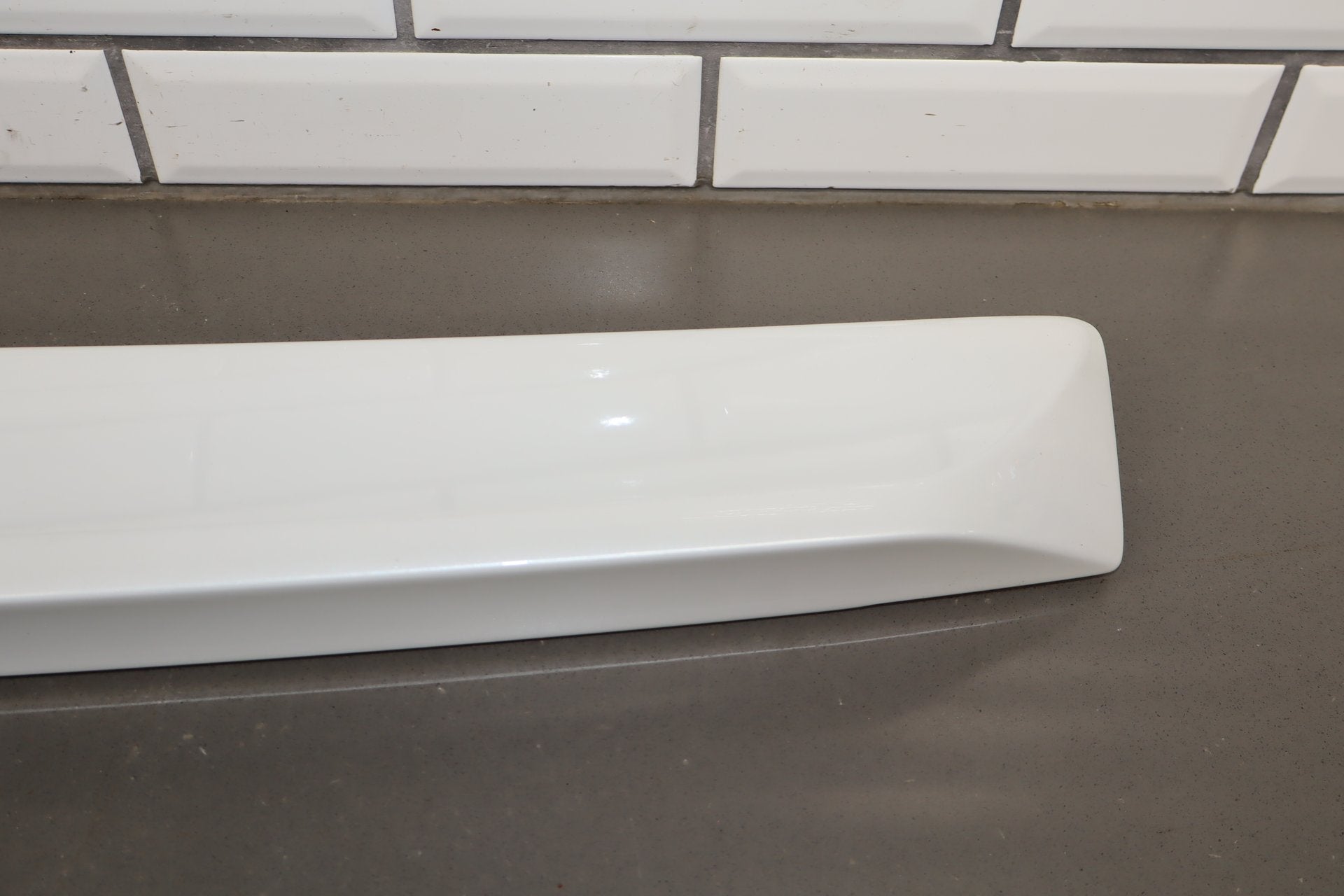2008-2014 Dodge Challenger R/T Rear Spoiler Ivory Tricoat Pearl PWD