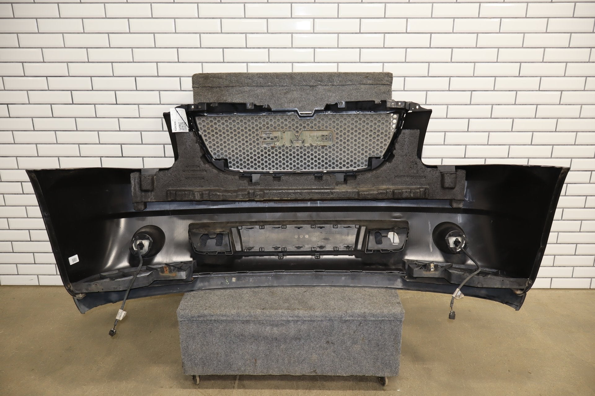 2008-2014 GMC Yukon Denali Front Bumper Assembly Carbon Black 58