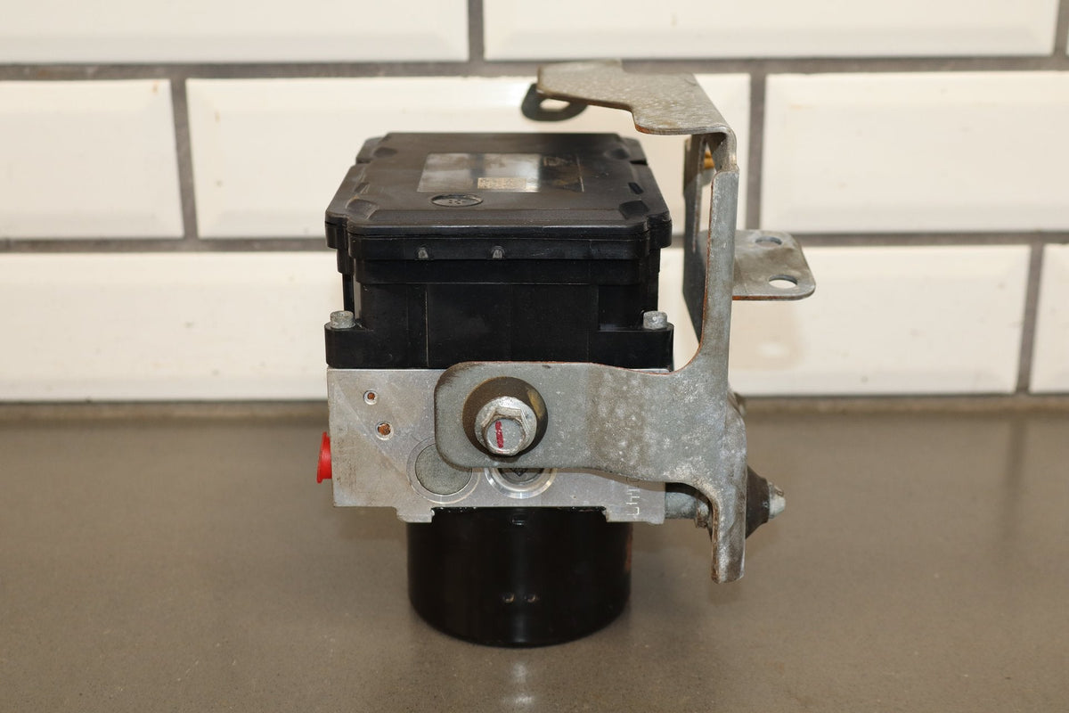 2008-2015 Mitsubishi Evolution X ABS Brake Pump Module Unit 4670A475 EVO 08-15