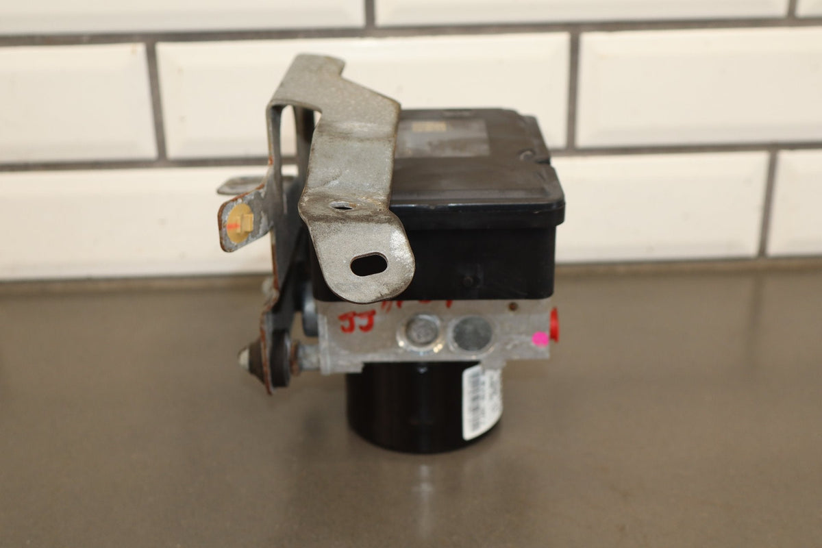 2008-2015 Mitsubishi Evolution X ABS Brake Pump Module Unit 4670A475 EVO 08-15